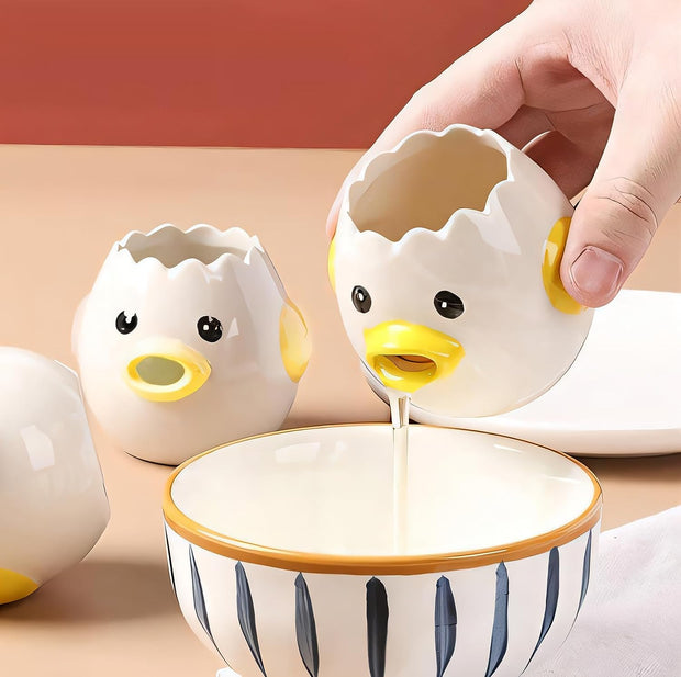 Egg Separator, Ceramic Egg Yolk White Egg Separator, Portable Kitchen Gadgets Baking Tool - Yellow Chicken